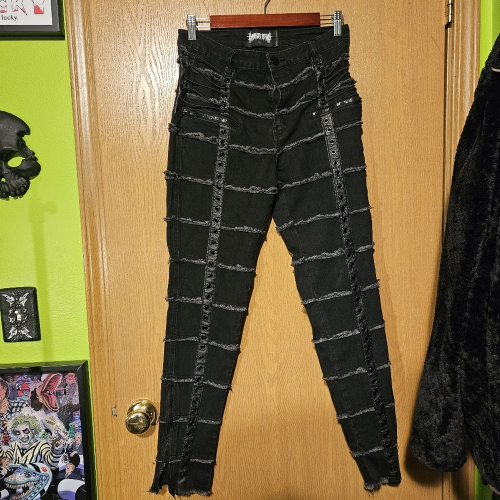 Darker Wavs distressed grommet punk jeans ☠️